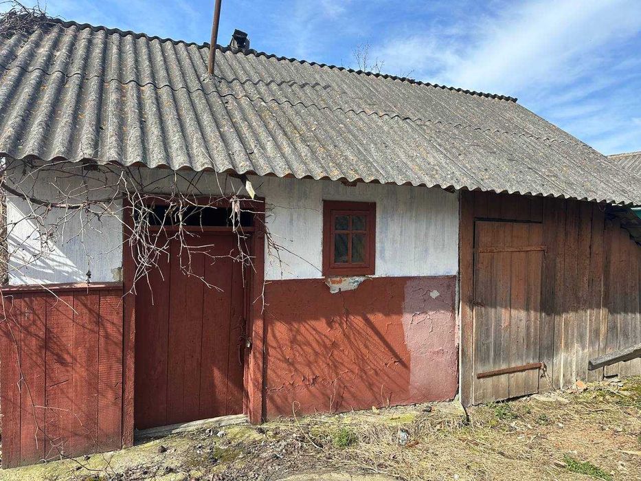 Продається будинок в с. Устя