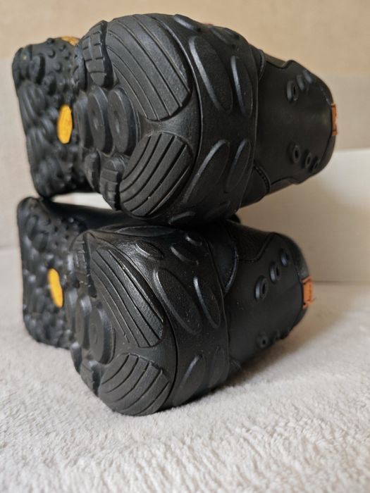 Черевики Merrell для трекінгу
