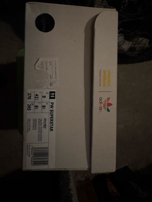 Adidas superstar pharrell williams