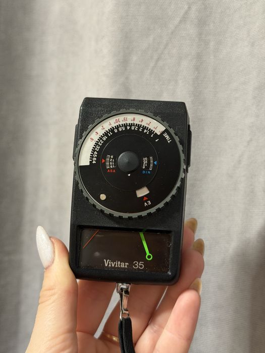 Продам експонометр Vivitar 35.
