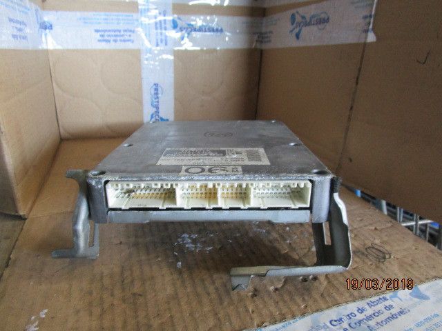 Centralina motor / ECU TOYOTA Yaris (_P1_)