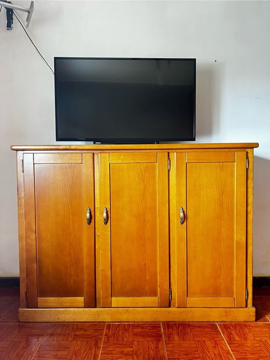 Armário em Pinho como novo