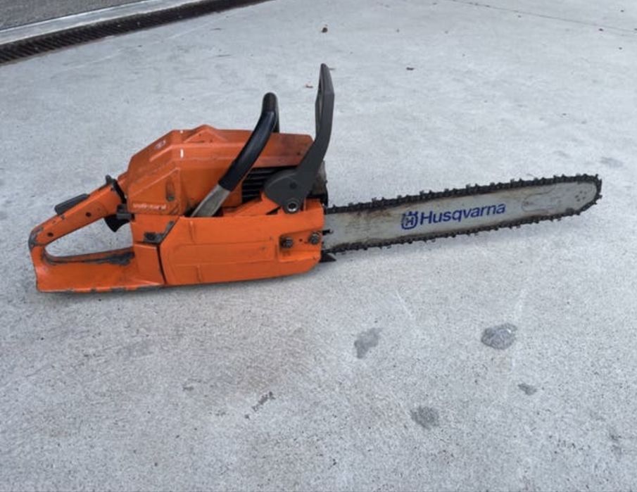 Motoserra  husqvarna 61