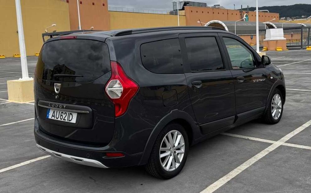 Dacia Lodgy 1.5 dCi Stepway 7L