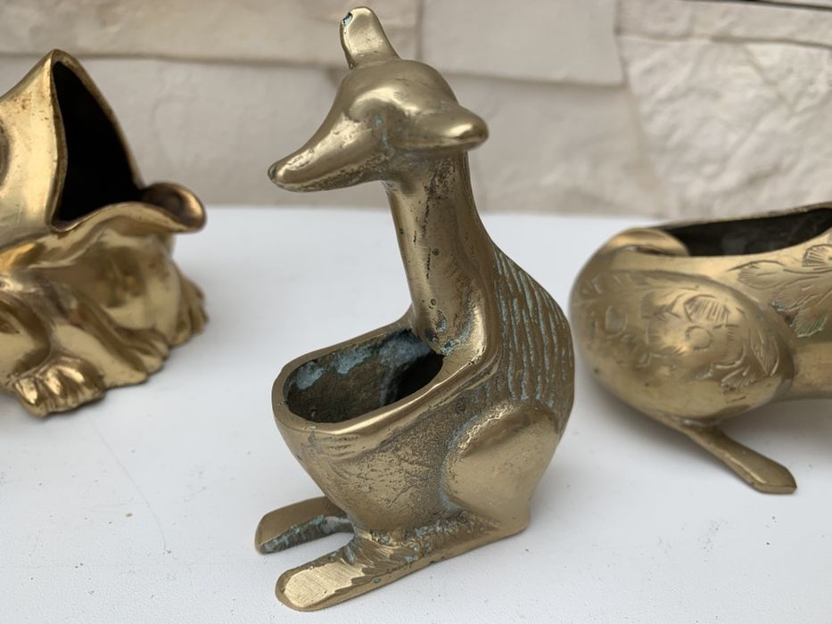 2szt popielniczka mosiężna kangur żaba ropucha z mosiądzu