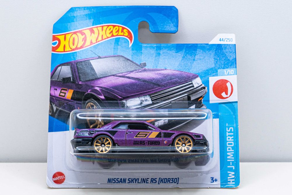 Hot Wheels Nissan Skyline RS (KDR30) HW J-Imports 1/10 Purple - 44/250 Collector Edition Diecast Car - View #11