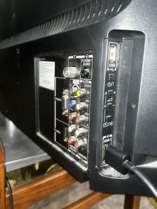 Плазма Toshiba 39P2300D