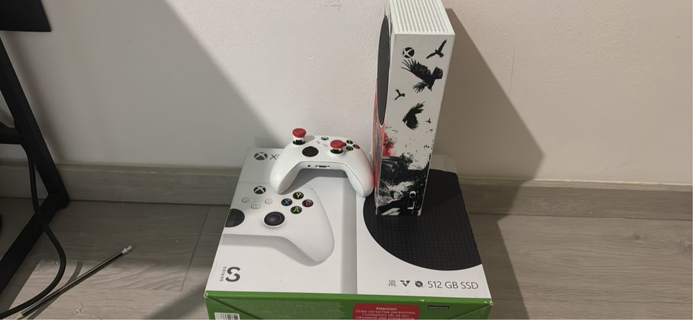Xbox series s com caixa e comando original