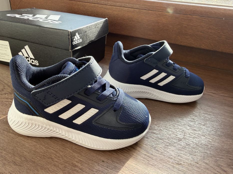 Дитячі кросівки Adidas 21 розмір
