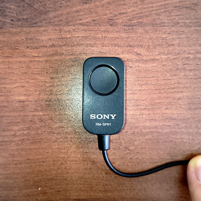SONY RM-SPR1 - oryginalny wężyk spustowy / pilot