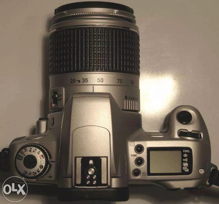 Câmara Fotográfica CANON EOS 300 - SLR de filme (Rolo)