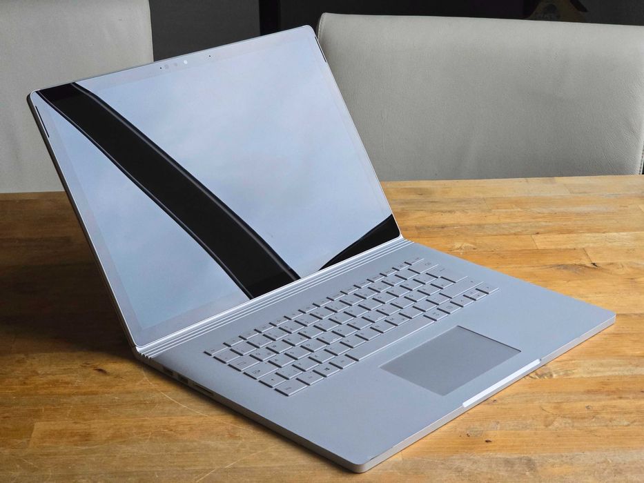 Ігровий Ноутбук Microsoft Surface Book 2 15