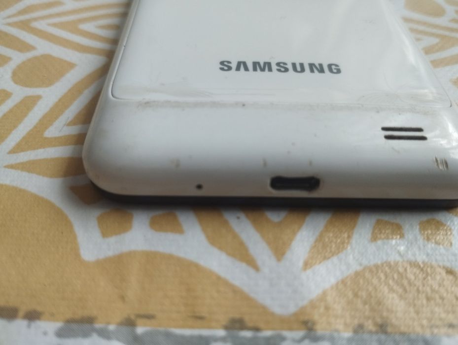 Смартфон Samsung  galaxy GT 19100
