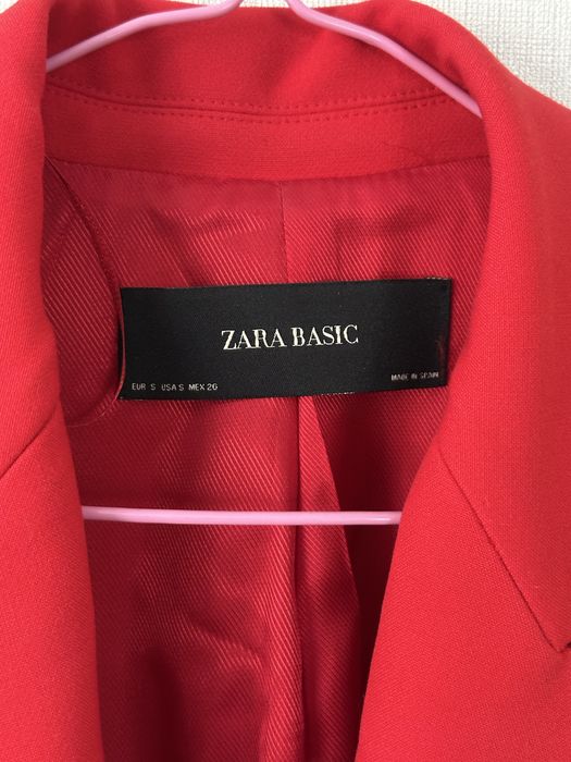Жіночий блейзер / жакет zara basic, червоного кольору, розмір s
