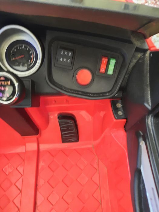 машина с дистанционным управлением для детей