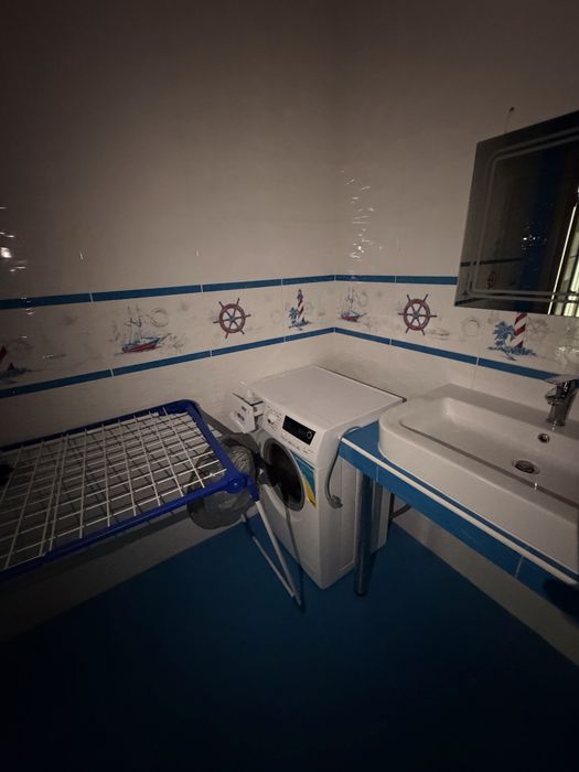 БЕЗ комісії Квартира з ремонтом на вул. Анни Ахматової 22