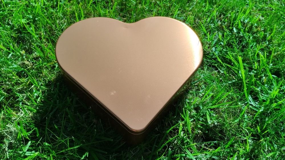 Cofrett Nívea Naturally Good