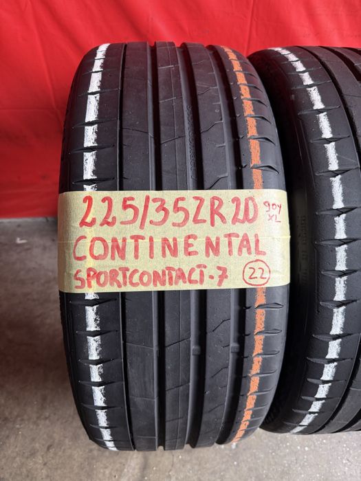 Pneus 225/35/20 Continental Impecaveis