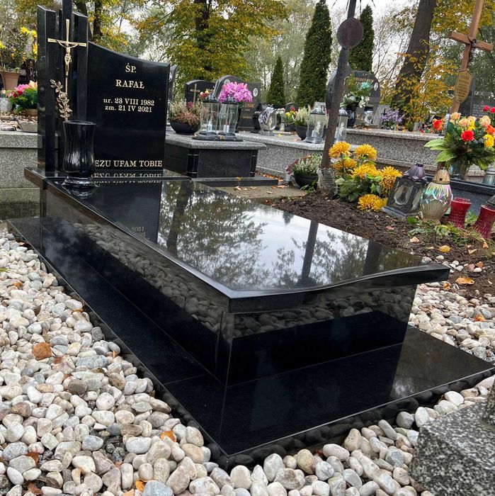 Nagrobek, nagrobki, grobowiec, grobowce - producent, Kraków i okolice