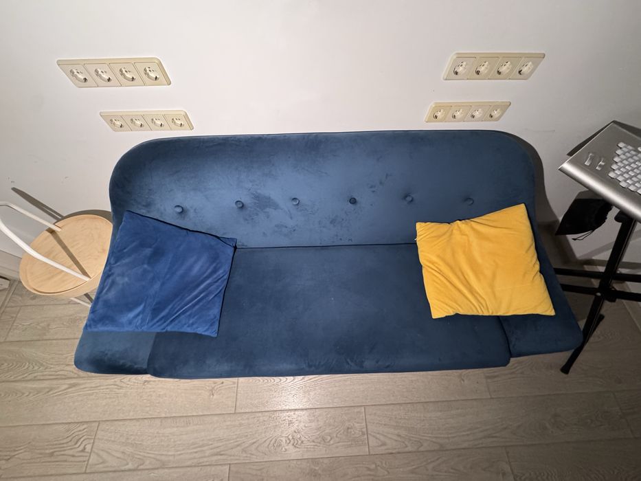 Диван Jysk Egedal синій оксамит