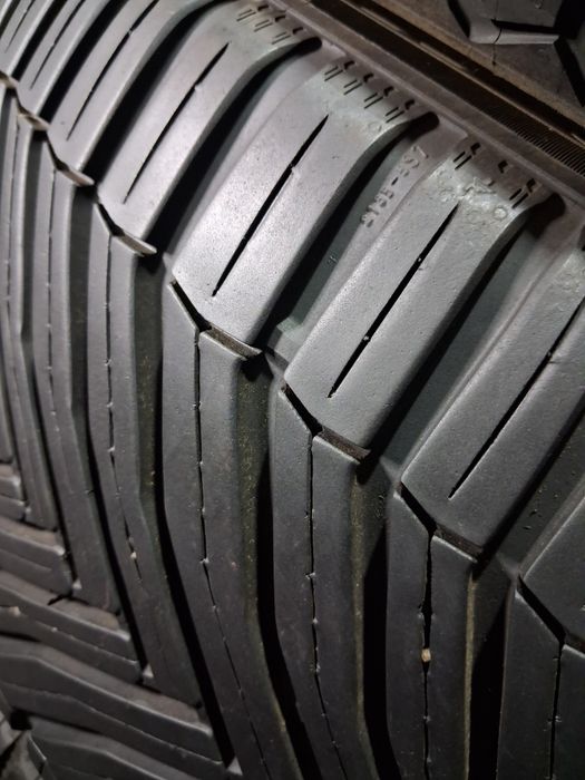 275/45 R20Шини б/у Michelin Cross Climate 2 ПАРА