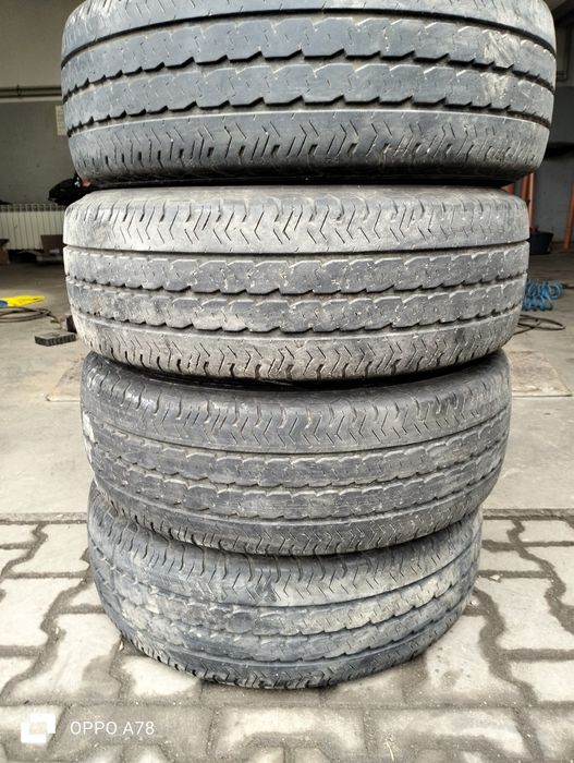 Opony 225/70R15C Pirelli