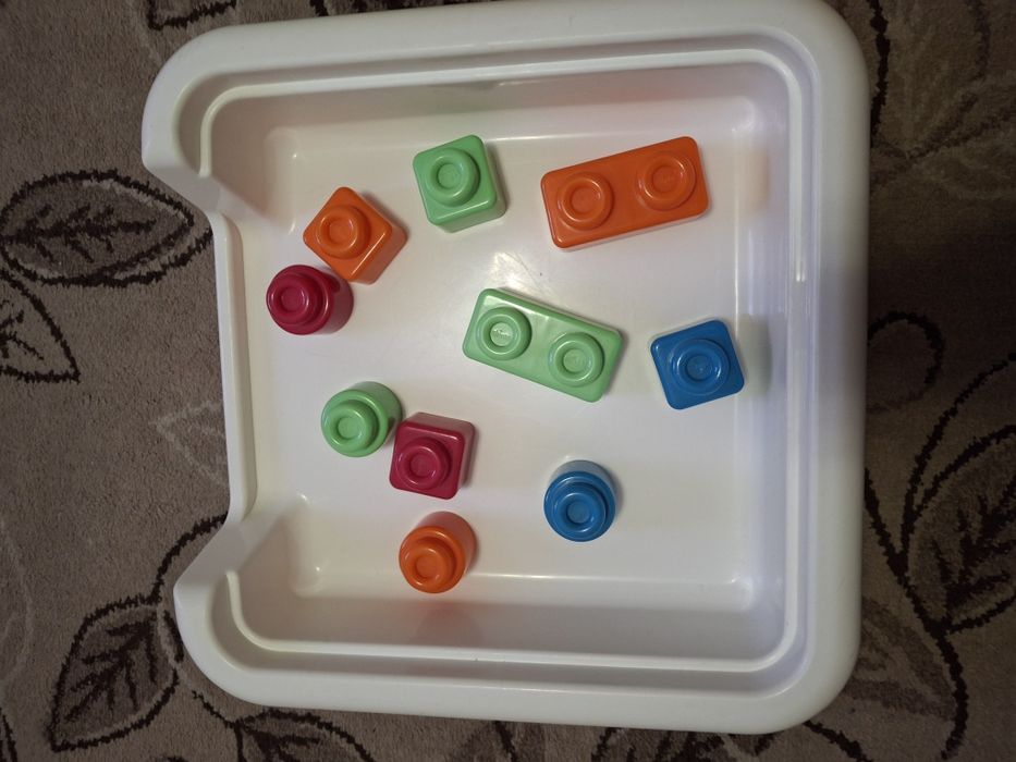 Ігровий столик CHICCO MODO двосторонній з піаніно.