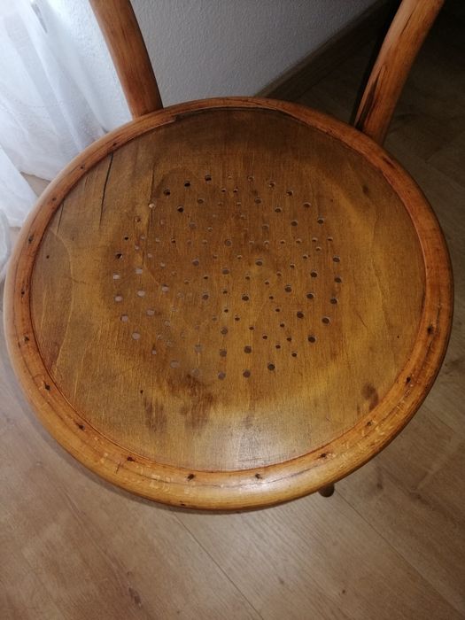 Cadeira Thonet (modelo infantil).