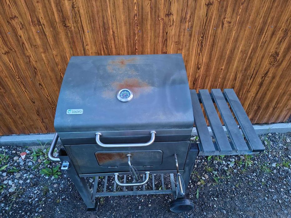 Grill ogrodowy marki Tepro