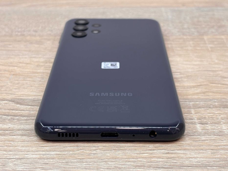 Smartfon Samsung Galaxy A13 4/64gb jak nowy