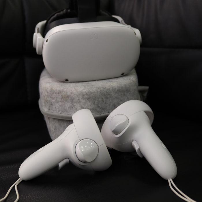 VR- окуляри Meta Quest 2 256