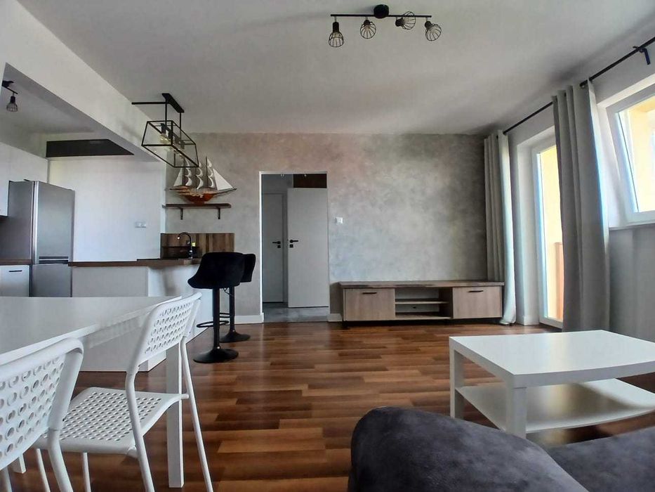 Wynajmę mieszkanie umeblowane 42m2 , dwa pokoje z kuchnią , duży balkon, 5 piętro , winda