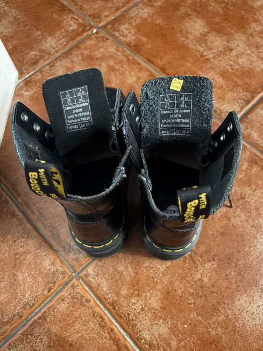 Dr. Martens Jadon