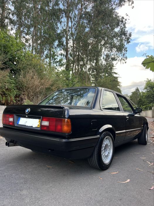 BMW E30 - Excelente estado