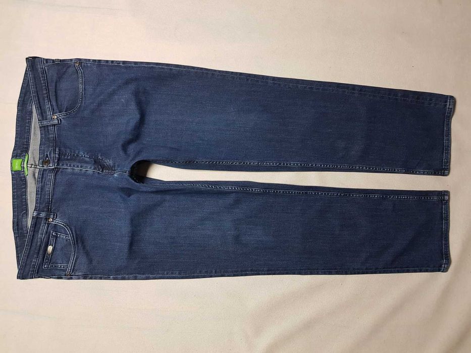 HUGO BOSS - C-B4 / Regular Fit roz. W42L34 pas 113 cm Ideał