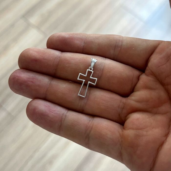 Błyszczący Srebrny Krzyżyk Komunijny 925 Dla Dziewczynki Na Bierzmowan