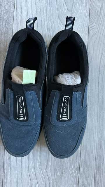 Męskie buty trekingowe - wsuwane. Antypoślizgowa podeszwa.