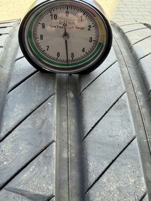 Opona 225/40/19 KLEBER 2 szt.