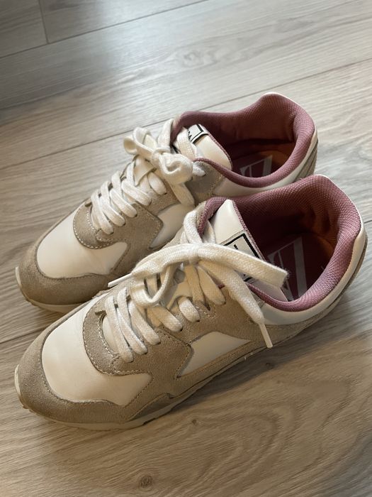 Vendo tenis Zara