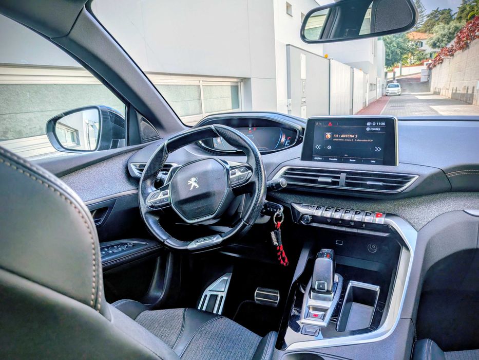 Peugeot 5008 1.5 BlueHDi GT Line | 7 Lugares | Teto Panorâmico | Nac.
