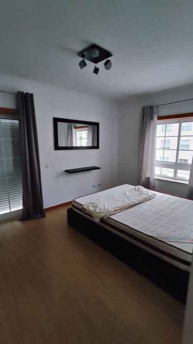 Apartamento T3+Sótão Mobilado para Arrendamento – Quinta da Cutileira, centro de Caldas da Rainha