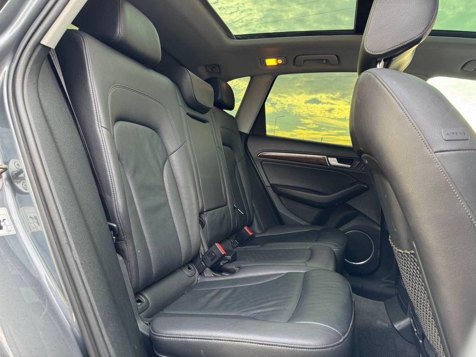 AUDI Q5 premium plus S-Line