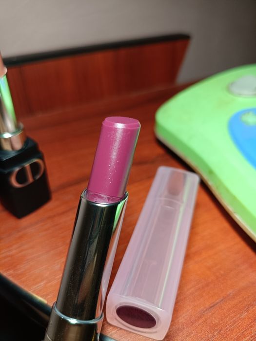 Помада для губ dior відтінок 006 новая !