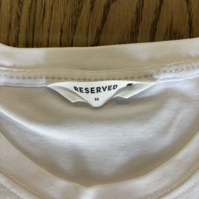 Reserved Koszulka o Regularnym Kroju z Nadrukiem