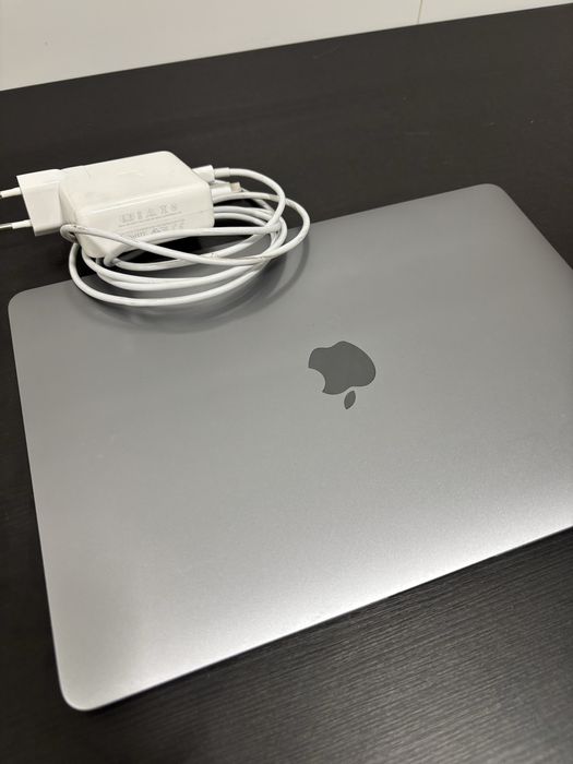 MacBook Pro 13” 2016