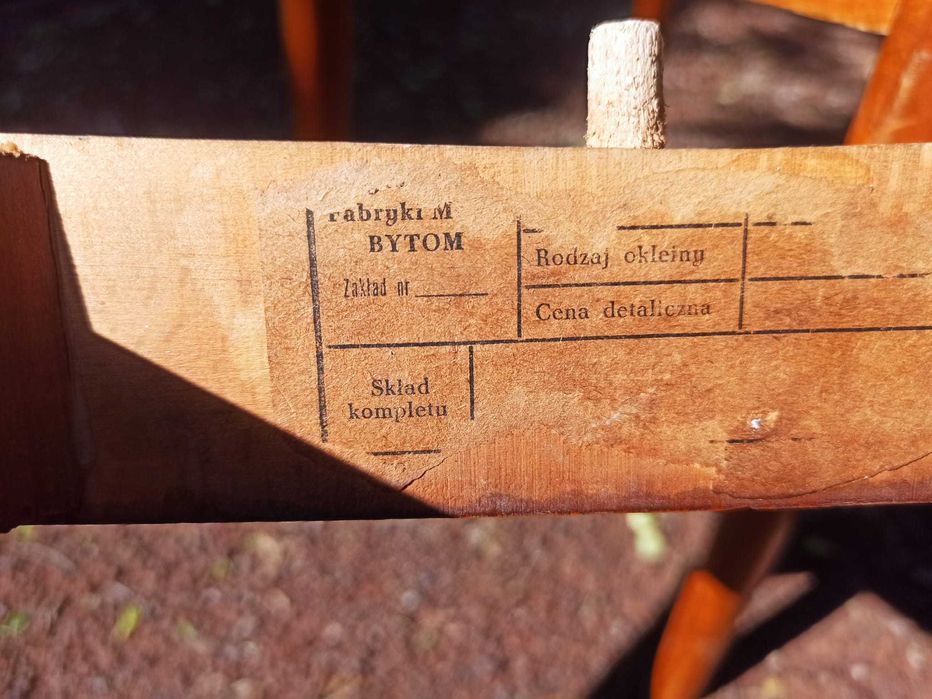 PRL Fabryka Mebli Bytom 2 krzesła do renowacji