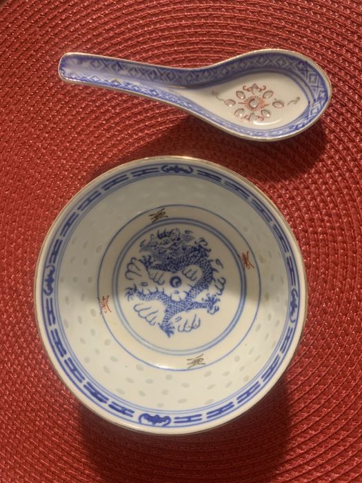 Taça com colher chinês