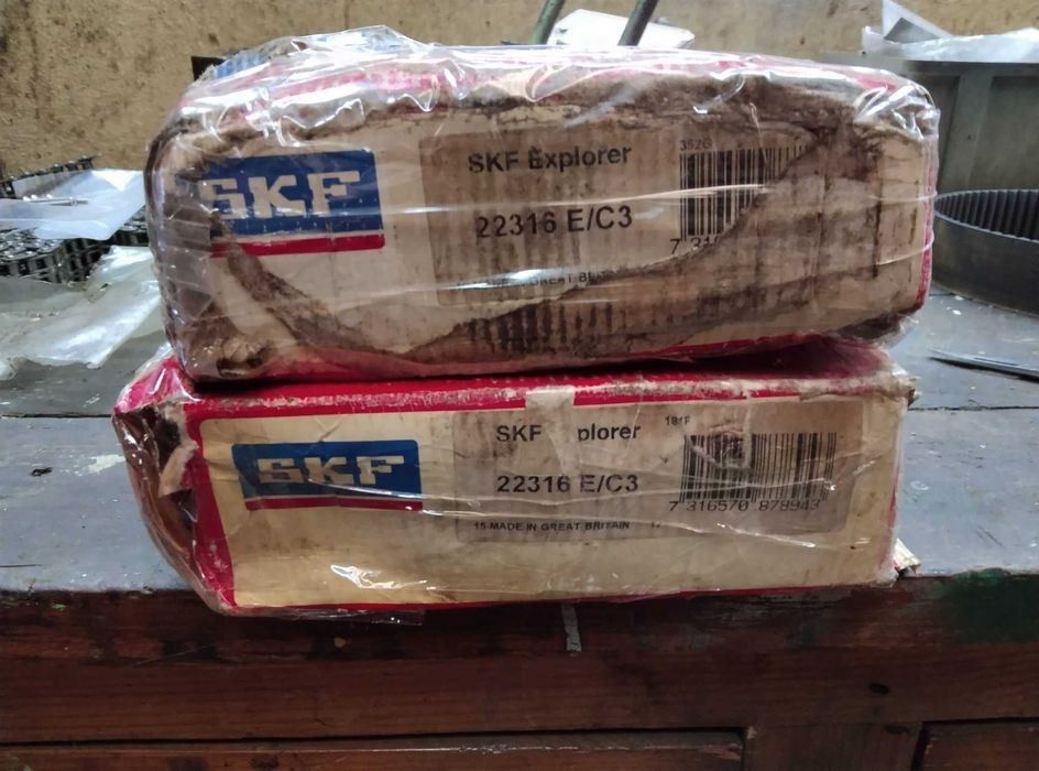 2 rolamentos novos ainda na caixa SKF 22316 E/C3