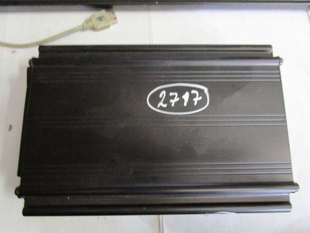 Amplificador de colunas AUDI TT Roadster (8N9)