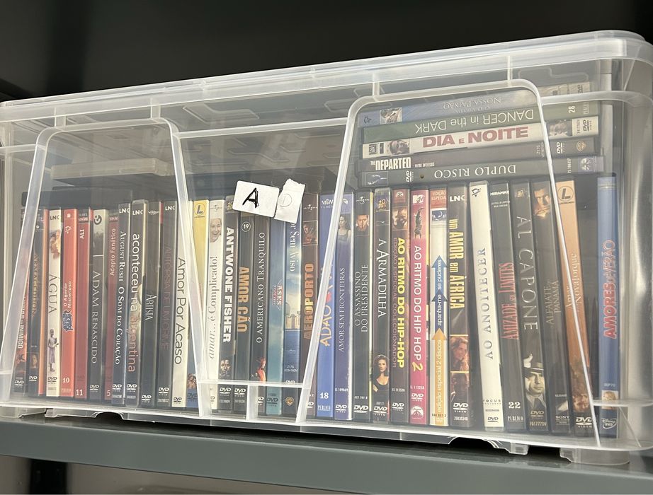 DVDs para venda (cerca de 450)